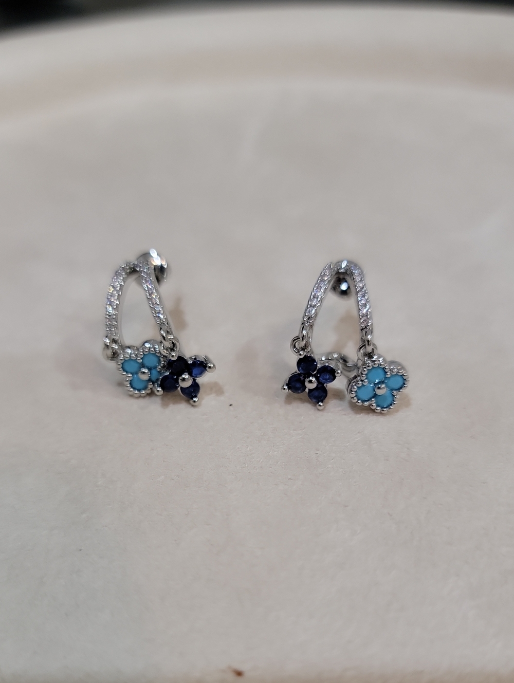 Silver Blue Flower Earrings - Blue & Navy